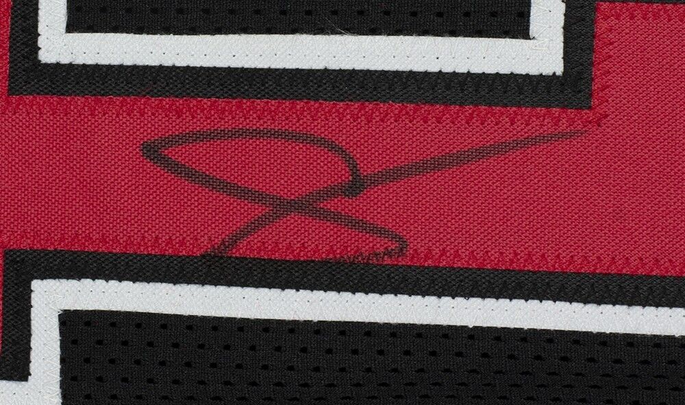 DeMar DeRozan Signed Chicago Bull Jersey (Beckett) 5xNBA All Star Small Forward