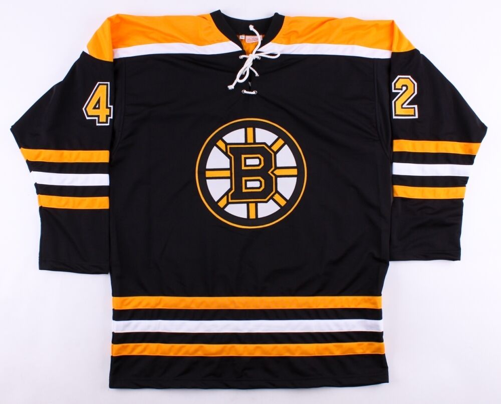 David Backes Signed Boston Bruins Jersey (Beckett) Playing career 2005–present