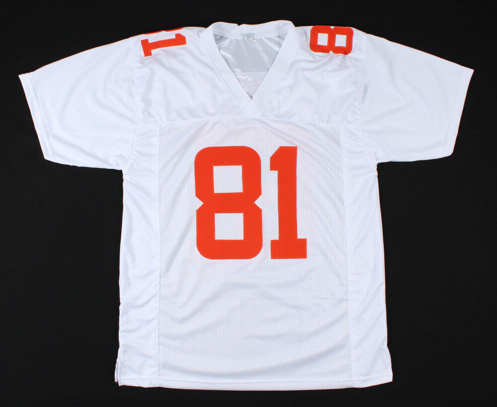 Austin Hooper Signed Cleveland Browns Jersey (JSA COA) 2016 3rd Rd Draft Pk T.E