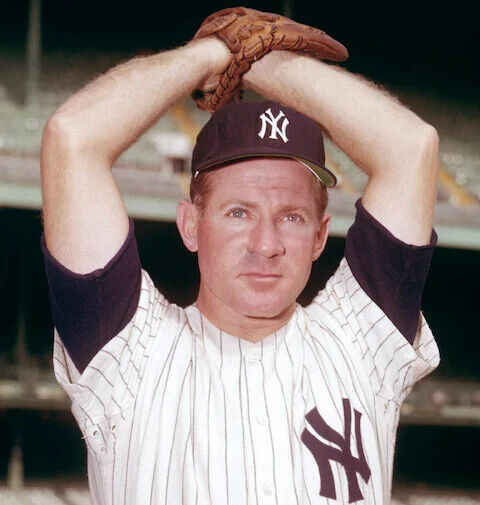 Mickey Mantle and Friends New York Yankees Signed OAL Baseball (JSA LOA)