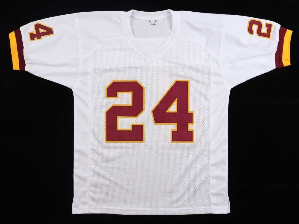 Antonio Gibson Signed Washington Football Team Jersey (Beckett) 2020 3rd Rnd Pck