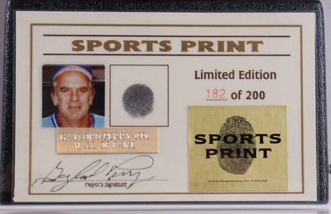 Gaylord Perry Signed LE of 200 NL Baseball Display w/Thumbprint (Beckett) Giants