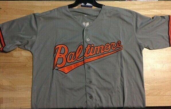 Frank Robinson Signed Baltimore Orioles Jersey (PSA) 1966 Triple Crown Winner