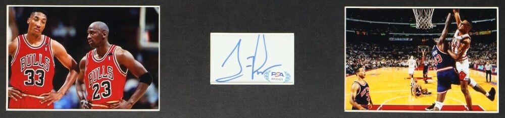 Scottie Pippen Signed Framed Cut Display w Jersey (PSA) Chicago Bulls 6xChampion