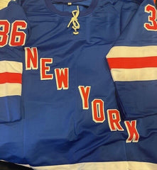 Mats Zuccarello Signed New York Rangers Jersey (Beckett COA) N.Y. Wing 2010-2019