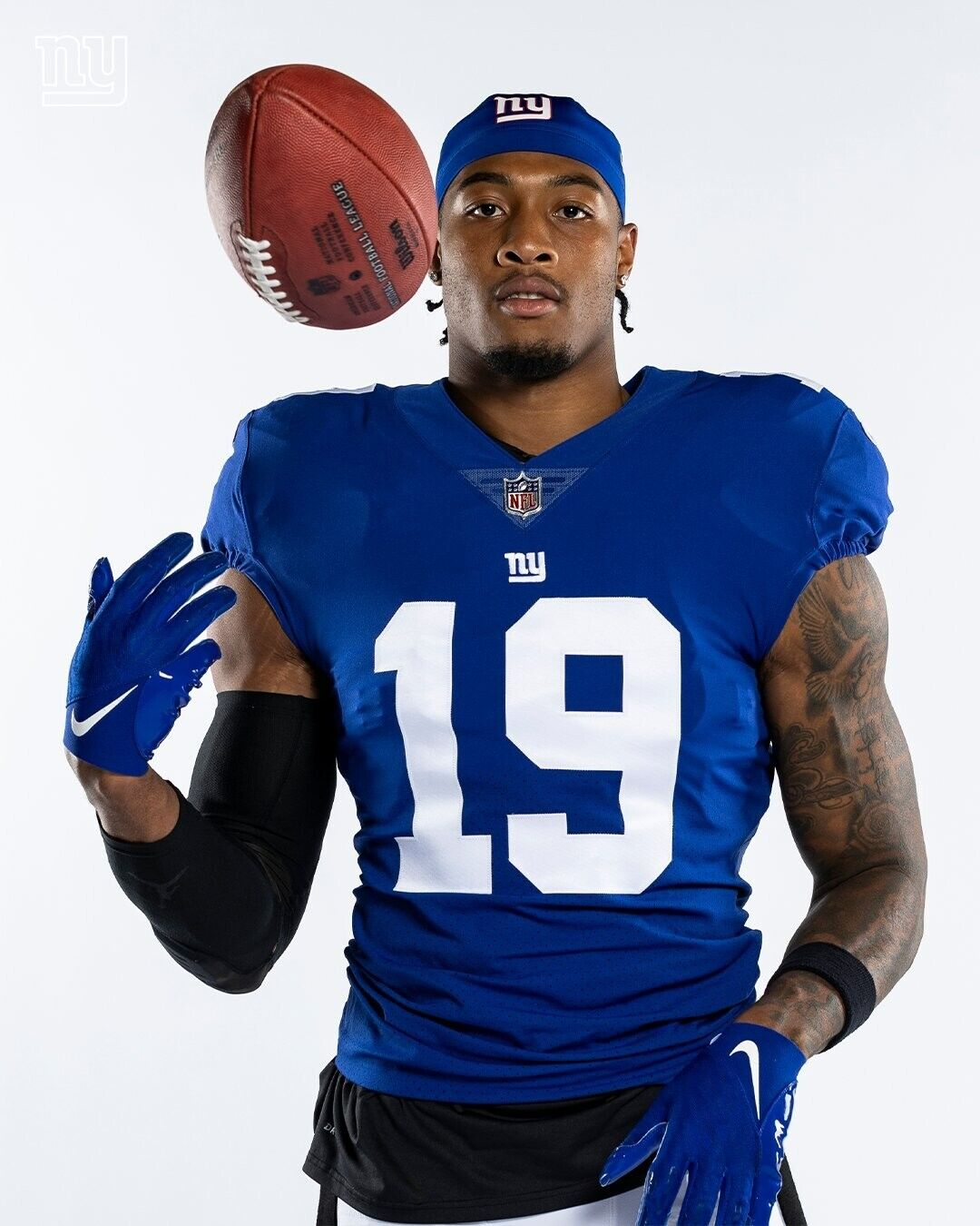 Isaiah Simmons Signed New York Giants Jersey (JSA COA) 2020 1st Rd Pk Clemson