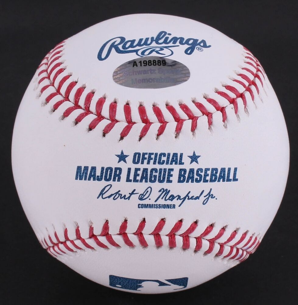 Dexter Fowler Signed OML Baseball (Schwartz) 2016 World Champion Cubs Outfielder