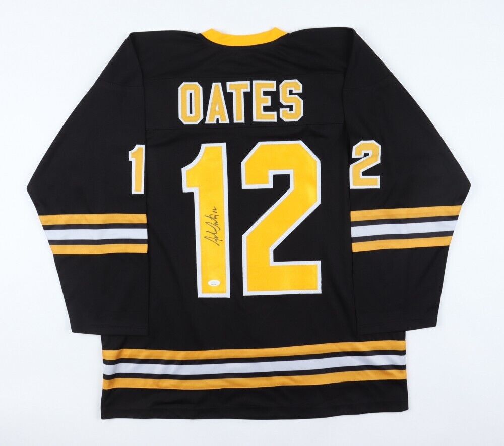 Adam Oates Signed Boston Bruins Jersey (JSA COA) NHL Career 1985–2004 / HOF 2012
