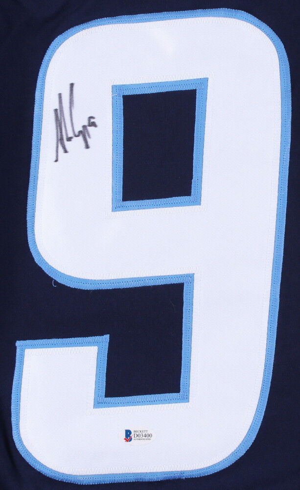 Andrew Copp Signed Jets Winnipeg Jersey (Beckett COA) NHL Career 2015–2022
