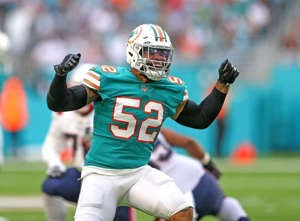 Elandon Roberts Signed Miami Dolphins Jersey (JSA COA) 2xSuper Bowl Champion L.B