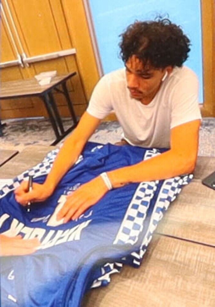 2021 Kentucky Wildcats Team Signed John Caliparii Blue Jersey (Beckett) 12 Sigs