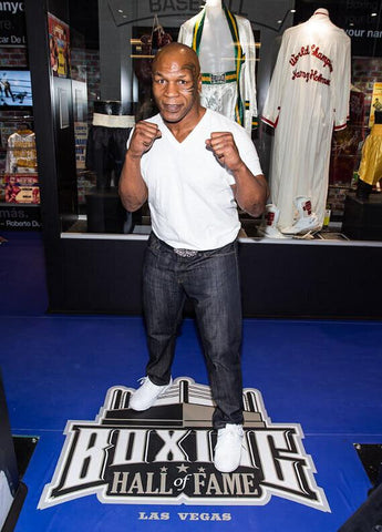 Mike Tyson Signed Everlast Boxing Glove (Tri Star Holo) Iron Mike / Kid Dynomite