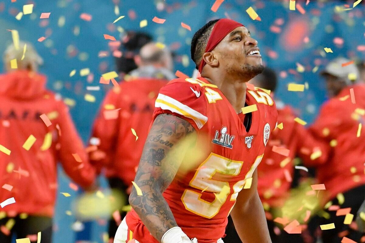 Damien Wilson Signed Kansas City Chiefs Jersey /PSA/DNA COA Super Bowl Champ LIV