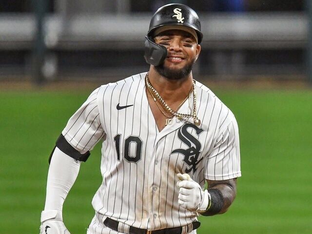 Yoan Moncada Signed Chicago White Sox Jersey (PSA/DNA COA) Chi Sox Infielder