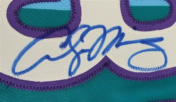 Alonzo Mourning Signed Charlotte Hornets Jersey (JSA COA) 7× NBA All-Star Center