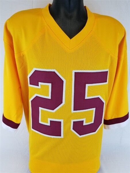 Chris Thompson Signed Redskins Jersey (JSA COA) Washington R.B (2013–present)