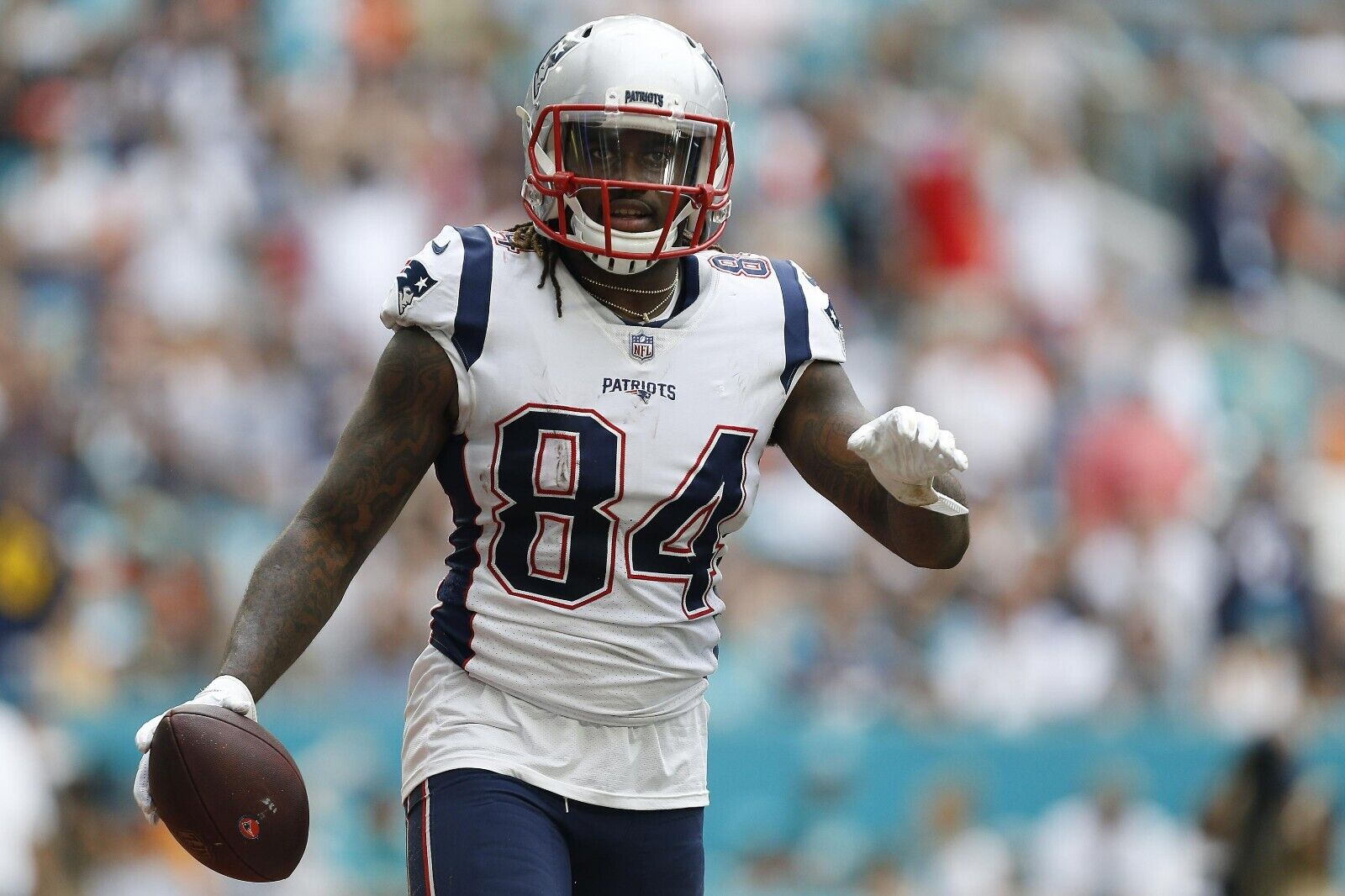 Cordarrelle Patterson Signed Patriots Jersey (Beckett COA)Super Bowl LIII Champ