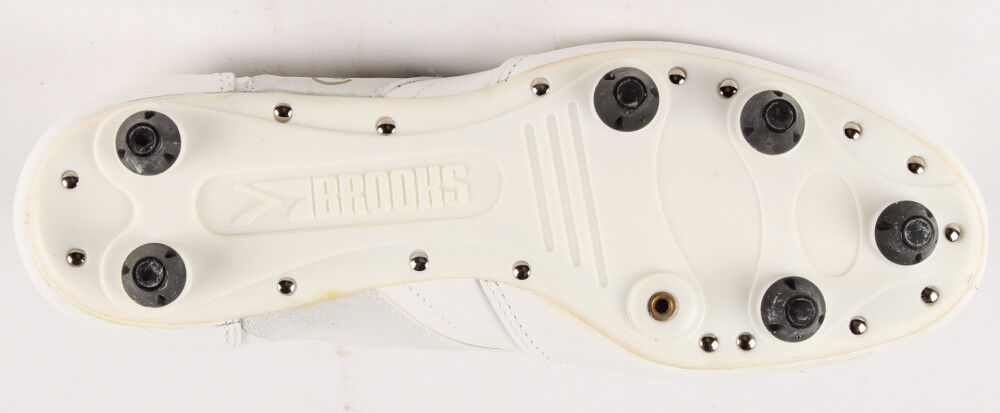 Cal Ripken Jr Signed Brooks Baseball Cleat Inscribed "2131 Consecutive Games"PSA