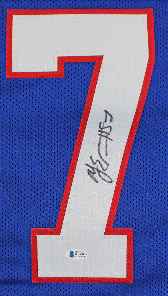 A. J. Epenesa Signed Buffalo Bills Jersey (Beckett COA) 2020 2nd Round Draft Pck