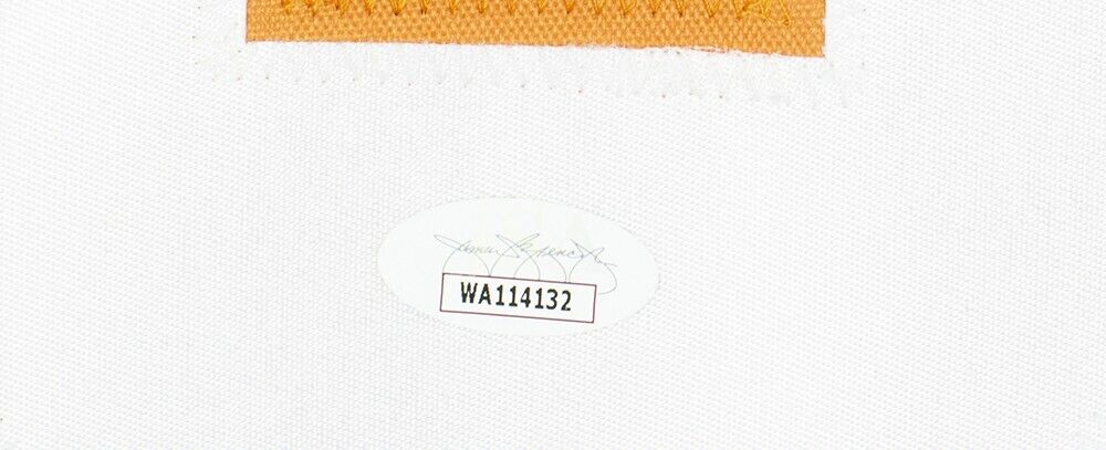 Eric Lindros Signed Philadelphia Flyers Jersey "HOF 16" (JSA COA) NHL 1992–2007