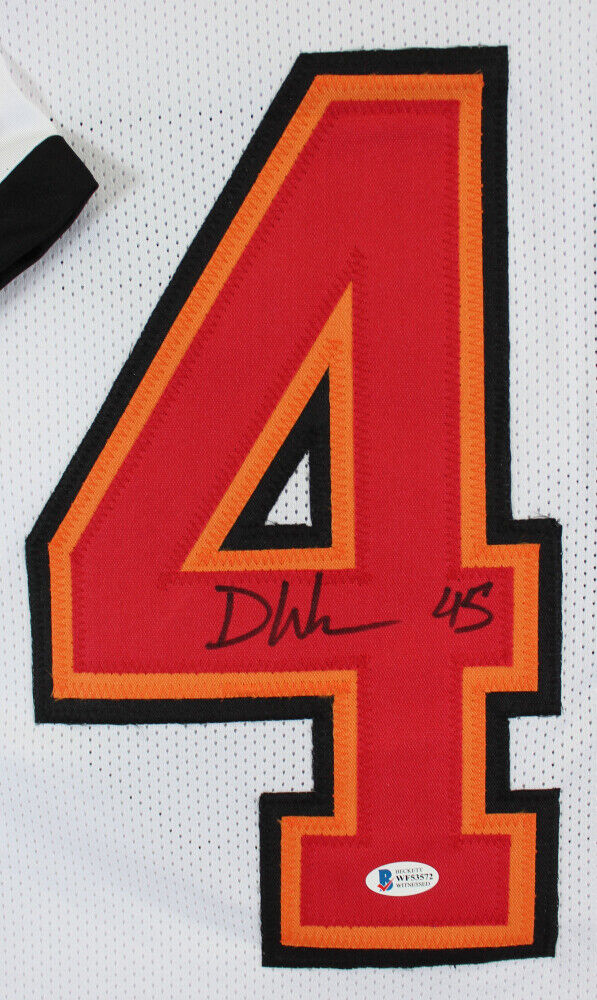 Devin White Signed Tampa Bay Buccaneers Jersey (Beckett COA) #5 Overall pk 2019