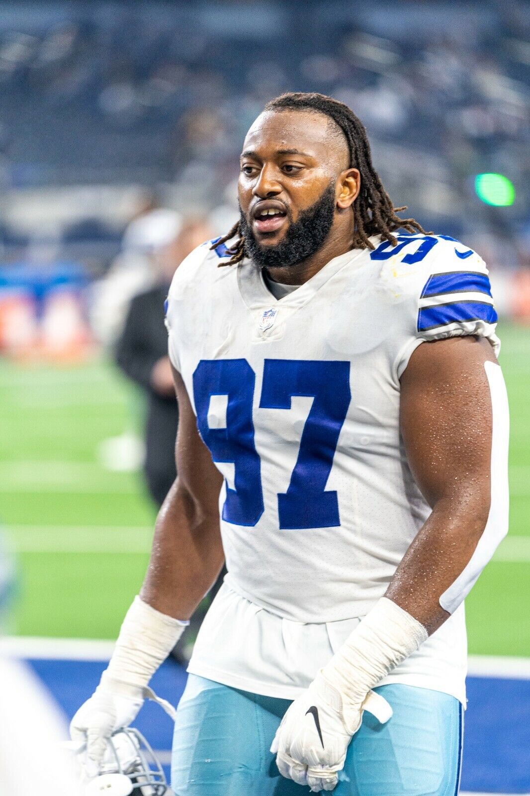 Osa Odighizuwa Signed Dallas Cowboys Jersey (JSA COA) 2021 3rd Rnd Pk Def Tckle