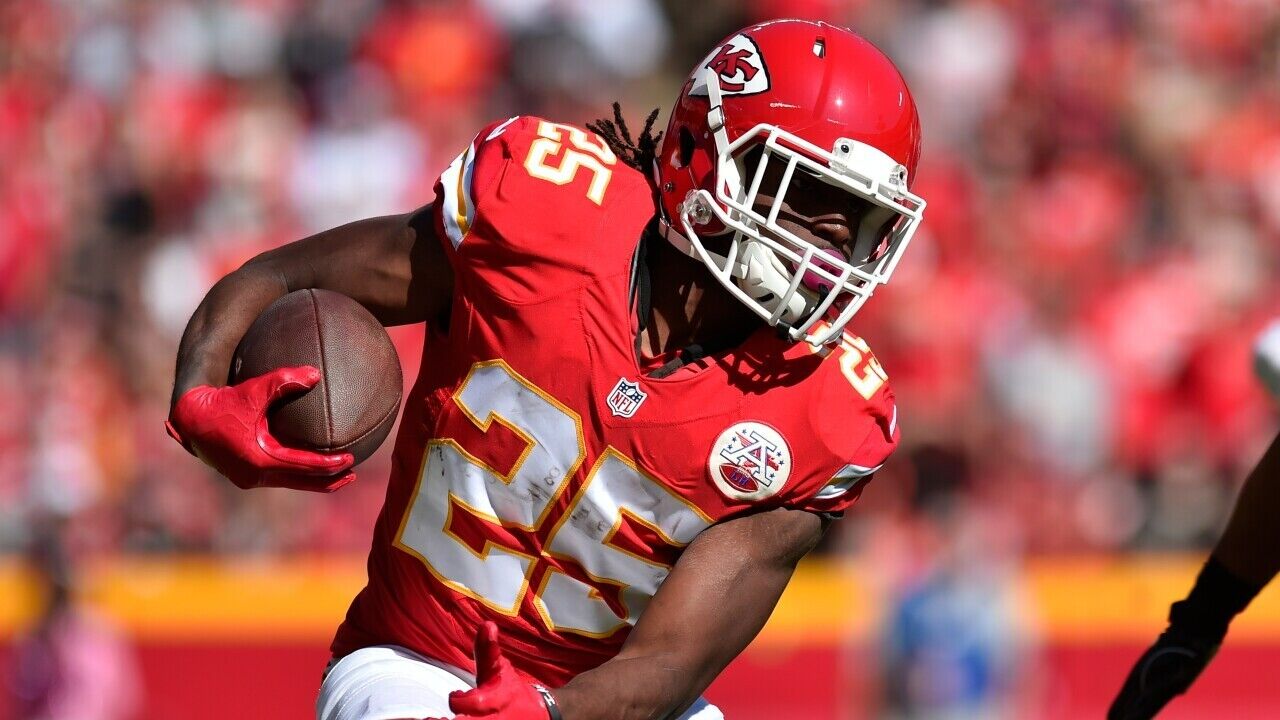 Jamaal Charles Signed Kansas City Chiefs Jersey (PSA COA) 4xPro Bowl R.B.