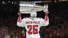 Devante Smith-Pelly Signed Washington Capitals Jersey (JSA) Stanley Cup Champ