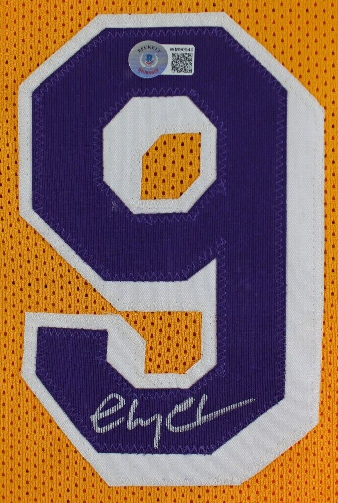 Chevy Chase Signed "Fletch" Los Angeles Lakers Jersey (Beckett) 1985 Hit Movie