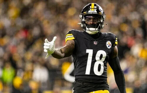 Diontae Johnson Signed Steelers Jersey (Beckett) Pittsburgh Wide Receiver