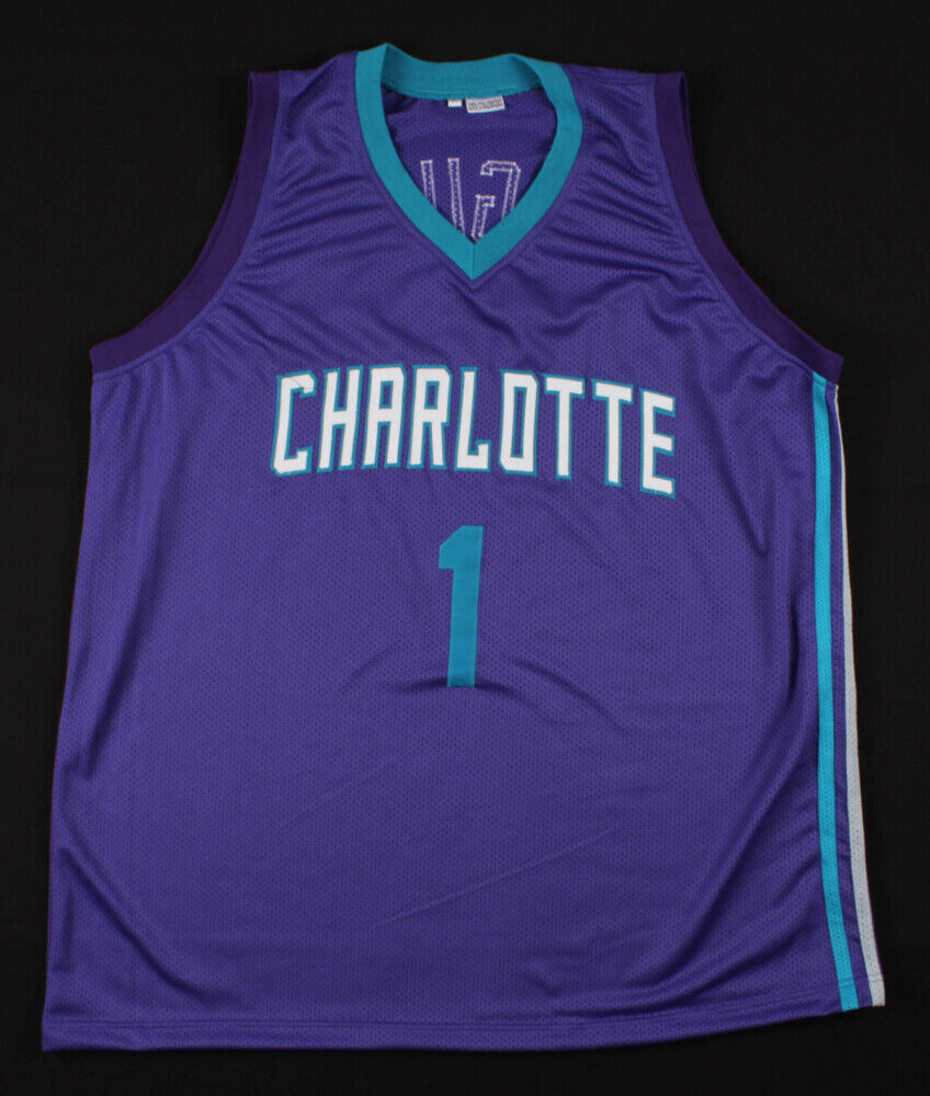 Tyrone Muggsy Bogues Signed Charlotte Hornets Jersey (JSA COA) 1st Rd Pck 1987