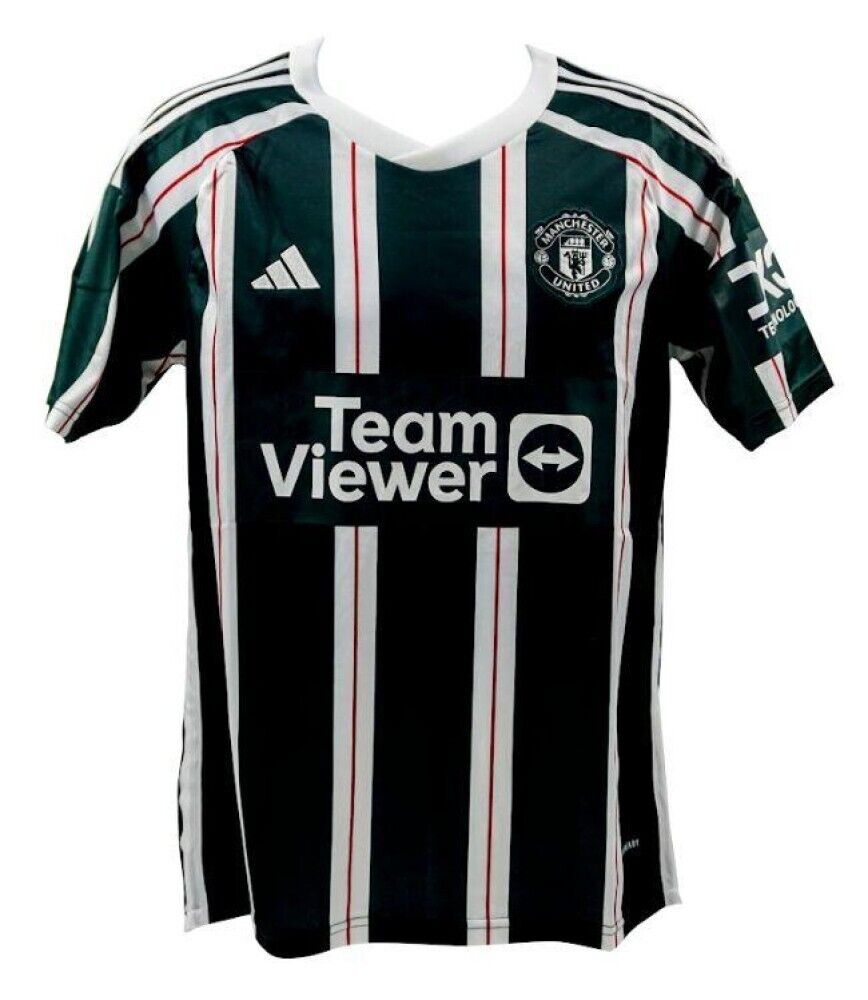 Harry Maguire Signed Manchester United Adidas Soccer Jersey (Beckett) 2019 /2023