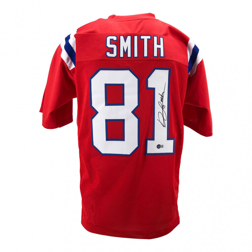 Jonnu Smith Signed New England Patriots Jersey (Beckett COA) Former Titans T.E.