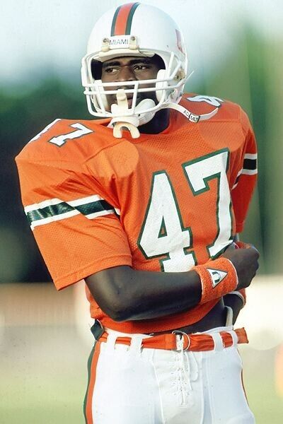 Michael "Playmaker" Irvin Signed Miami Hurricanes Mini Helmet (JSA COA) Cowboys