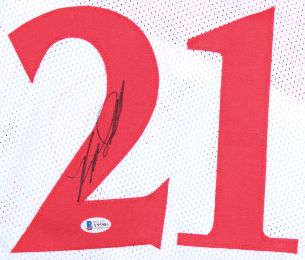 Dominique Wilkins Signed Atlanta Hawks Jersey (Beckett COA) Hall of Fame 2006