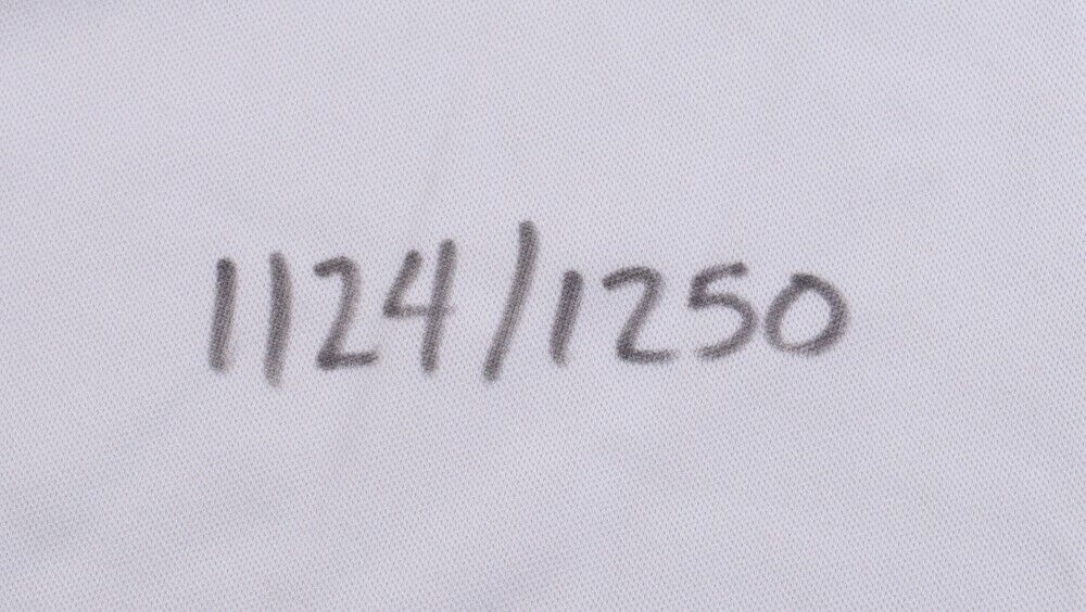 Clyde Drexler Signed Houston Cougars Rawlings NCAA Style Jersey JSA COA/ Rockets