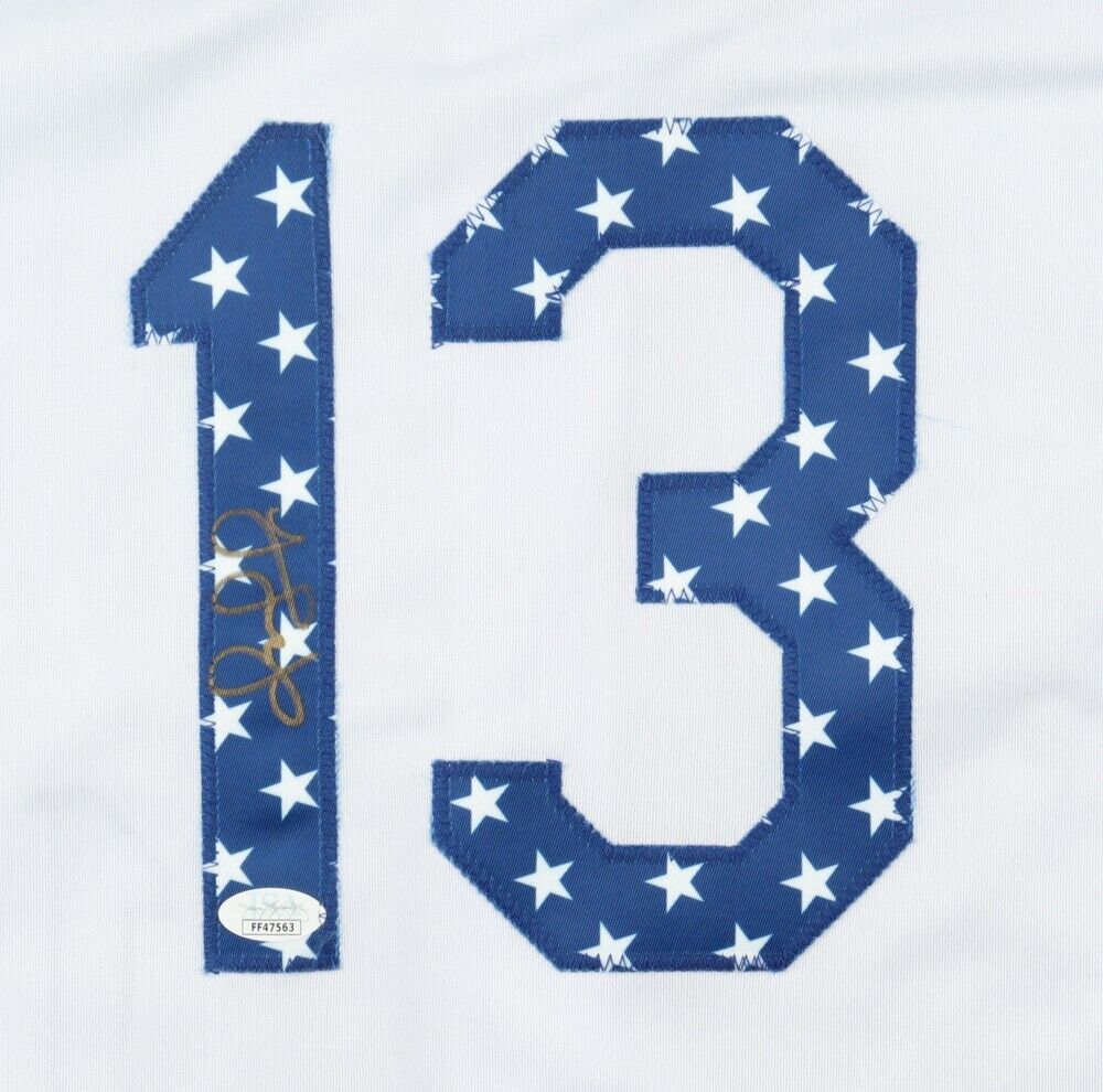 Omar Vizquel Signed Team USA Jersey (JSA) 11xGold Glove Winning Shortstop