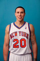 Mike Bibby Signed New York Knicks Jersey (Steiner) 1997 NCAA Champion Arizona