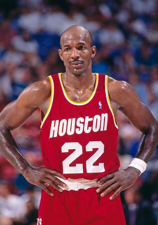 Clyde (The Glide) Drexler Signed Houston Rocket Jersey (JSA COA) 10XNBA All Star