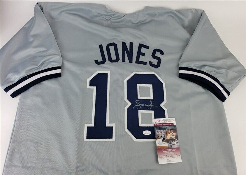 Andruw Jones Signed New York Yankees Jersey (JSA COA) 10xGold Glove Award Winner