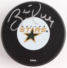 Brett Hull Signed Stars Hockey Puck (JSA) 741 NHL Goals / 2X Stanley Cup Champ