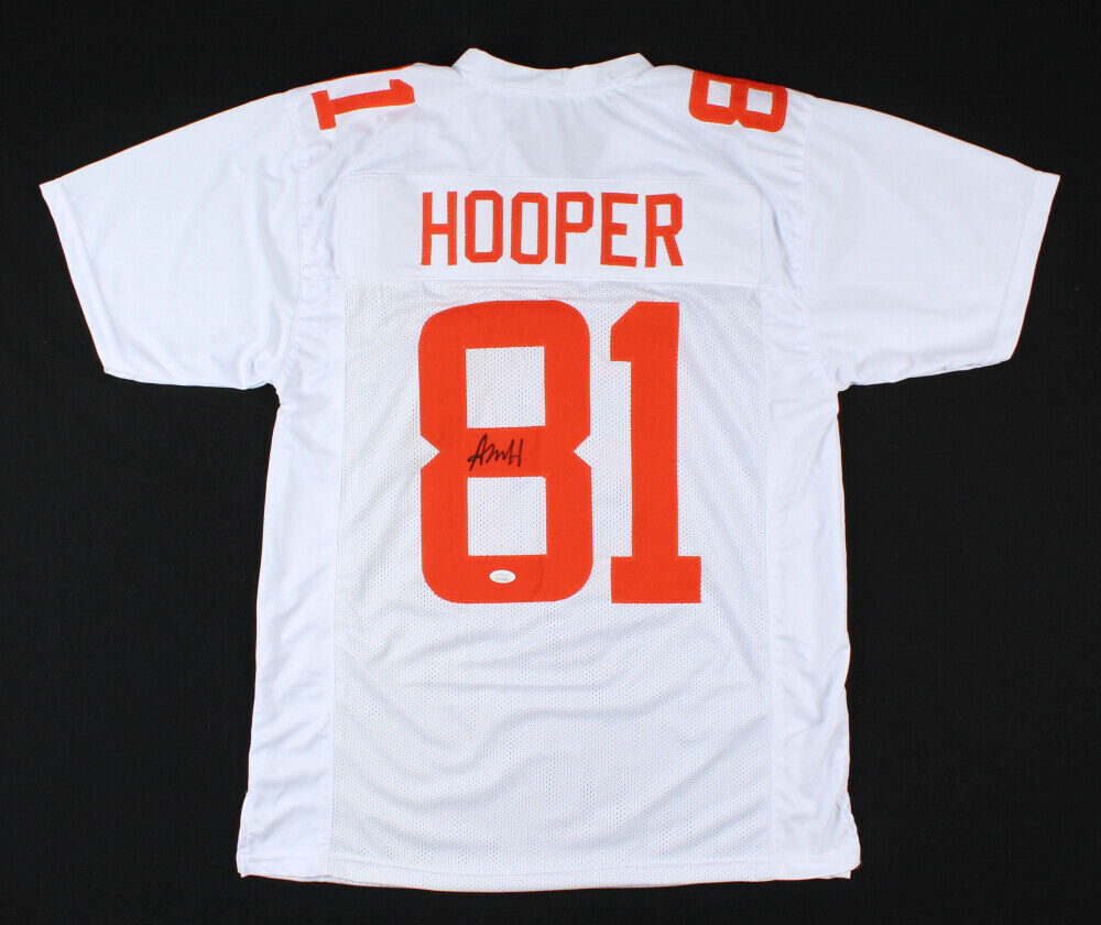 Austin Hooper Signed Cleveland Browns Jersey (JSA COA) 2016 3rd Rd Draft Pk T.E
