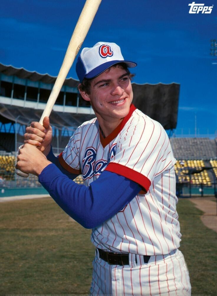 Dale Murphy Signed Atlanta Braves Photo Jersey Inscribed NL MVP 82 83 (JSA COA)