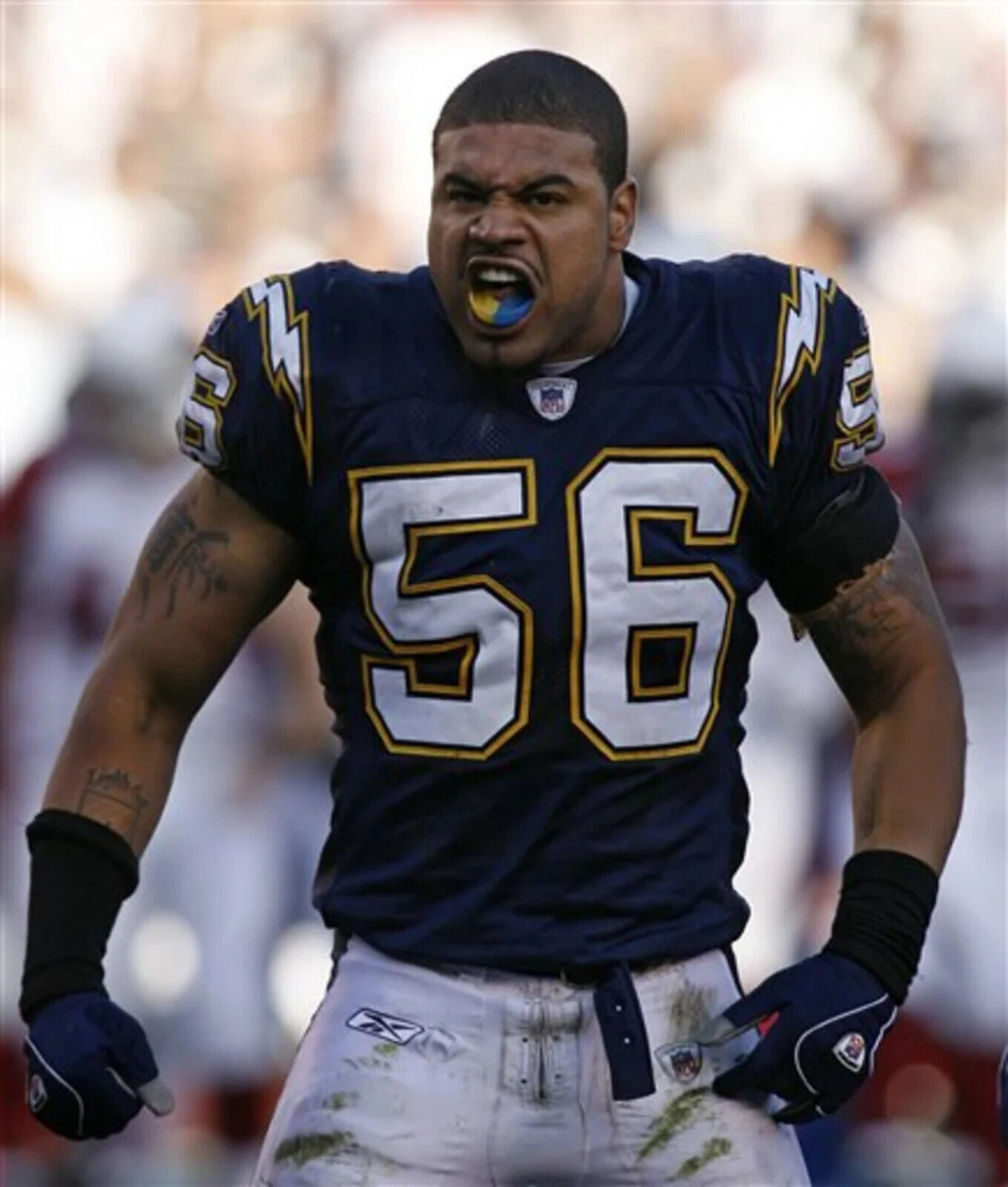 Shawne Merriman Signed San Diego Chargers Jersey (Beckett COA) Pro Bowl L.B