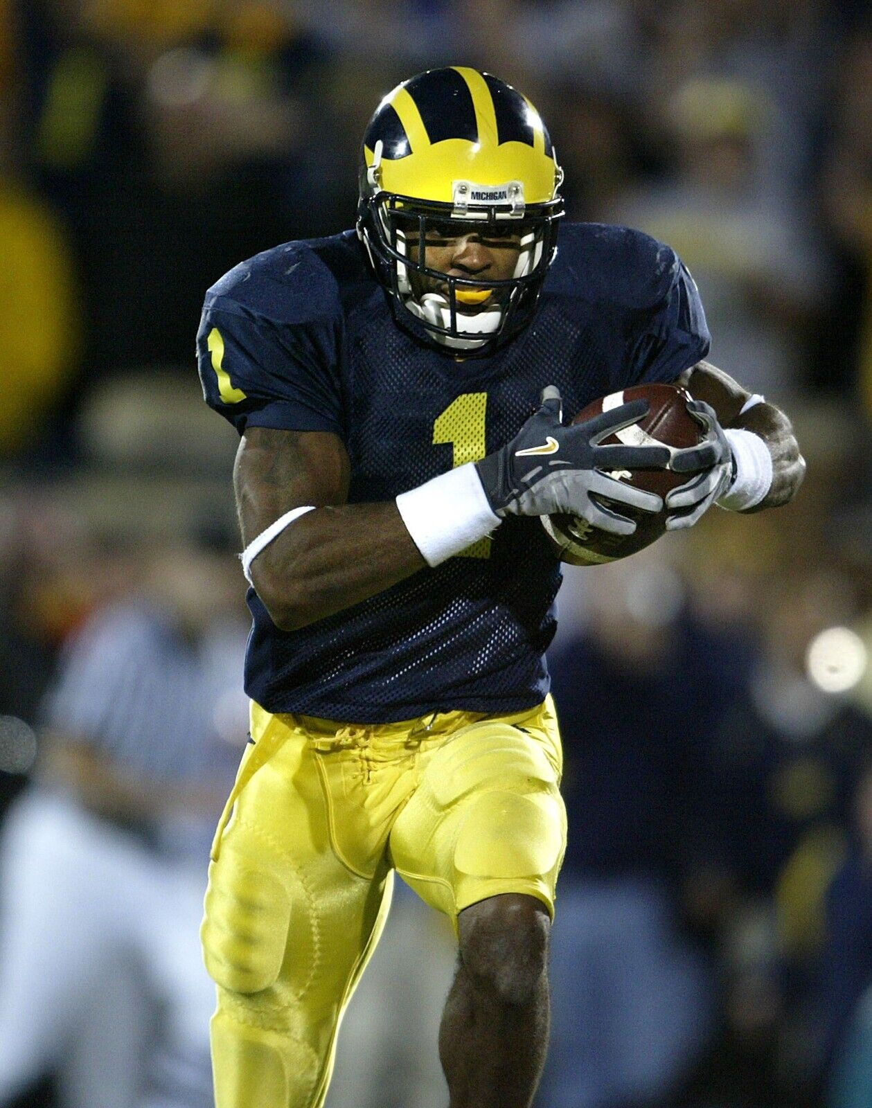 Braylon Edwards Signed Michigan Wolverines Jersey (PSA COA) Browns Pro Bowl WR