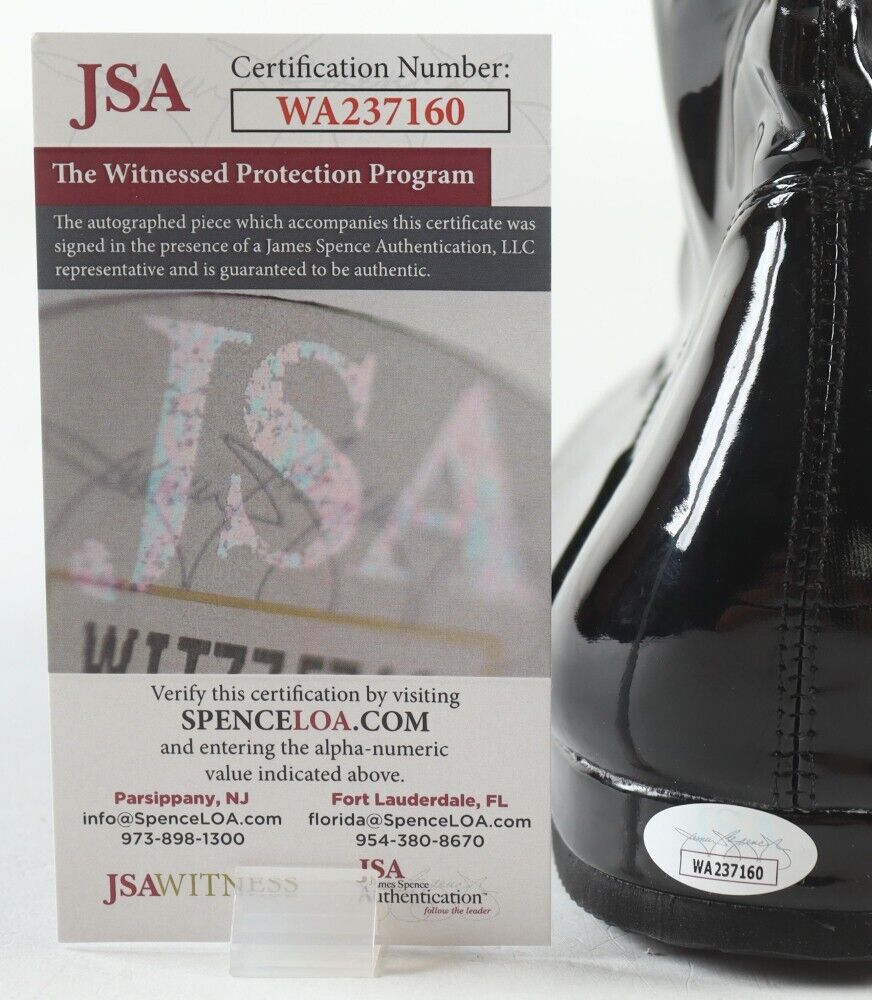 Goldberg Signed Wrestling Boot (JSA COA) WWE Hall of Fame 2018 / Former NFL D.T.