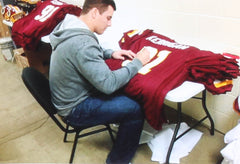 Ryan Kerrigan Signed Washington Redskins Jersey (Beckett) 4×NFL Pro Bowl Def End