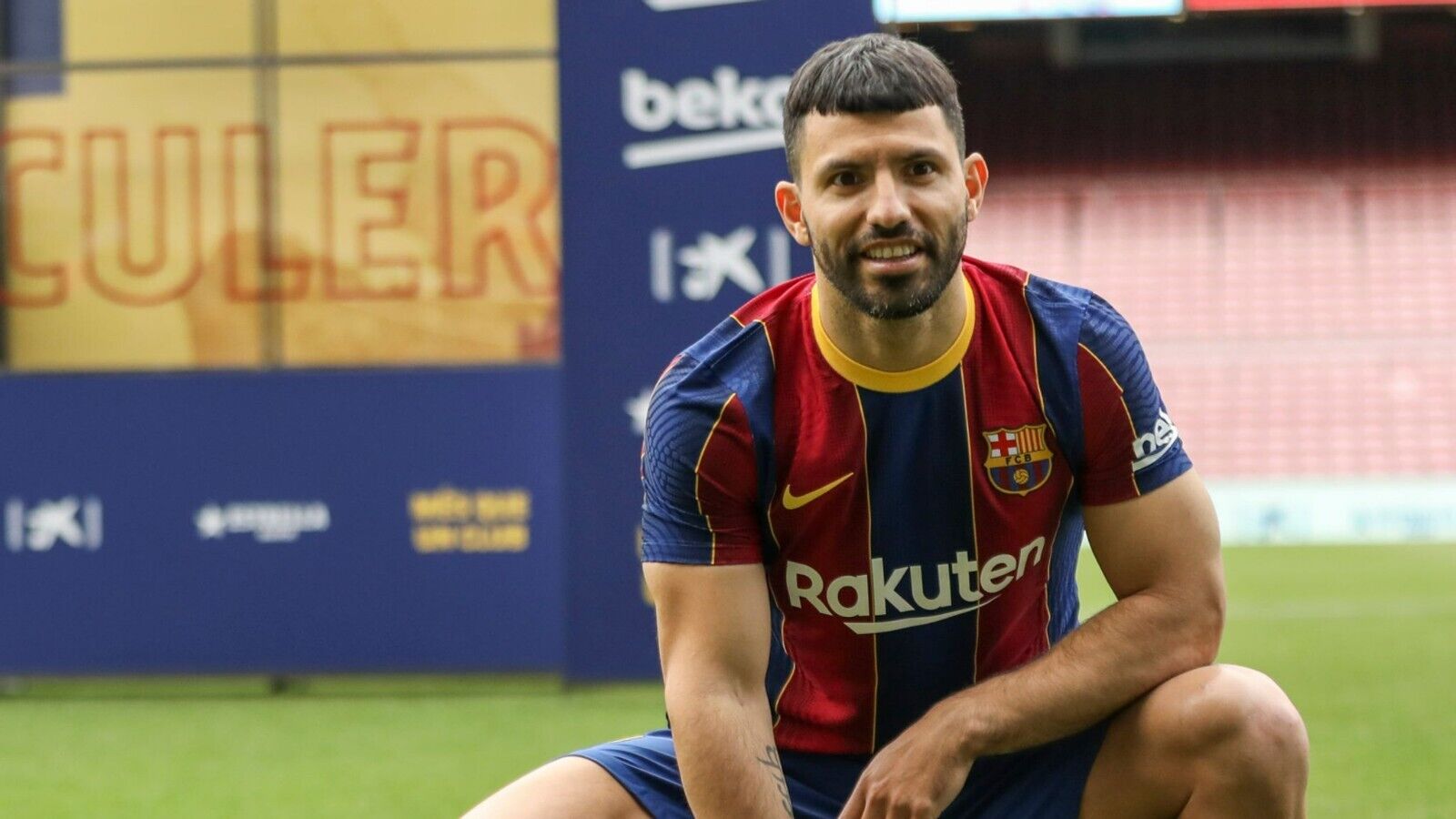 Kun Aguero Signed Barcelona Nike Style Jersey (Beckett COA)Futbol Club Barcelona