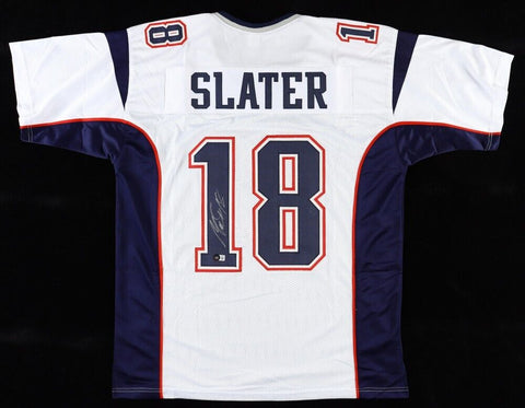 Matthew Slater Signed New England Patriots Jersey (Beckett)3xSuper Bowl Champ WR