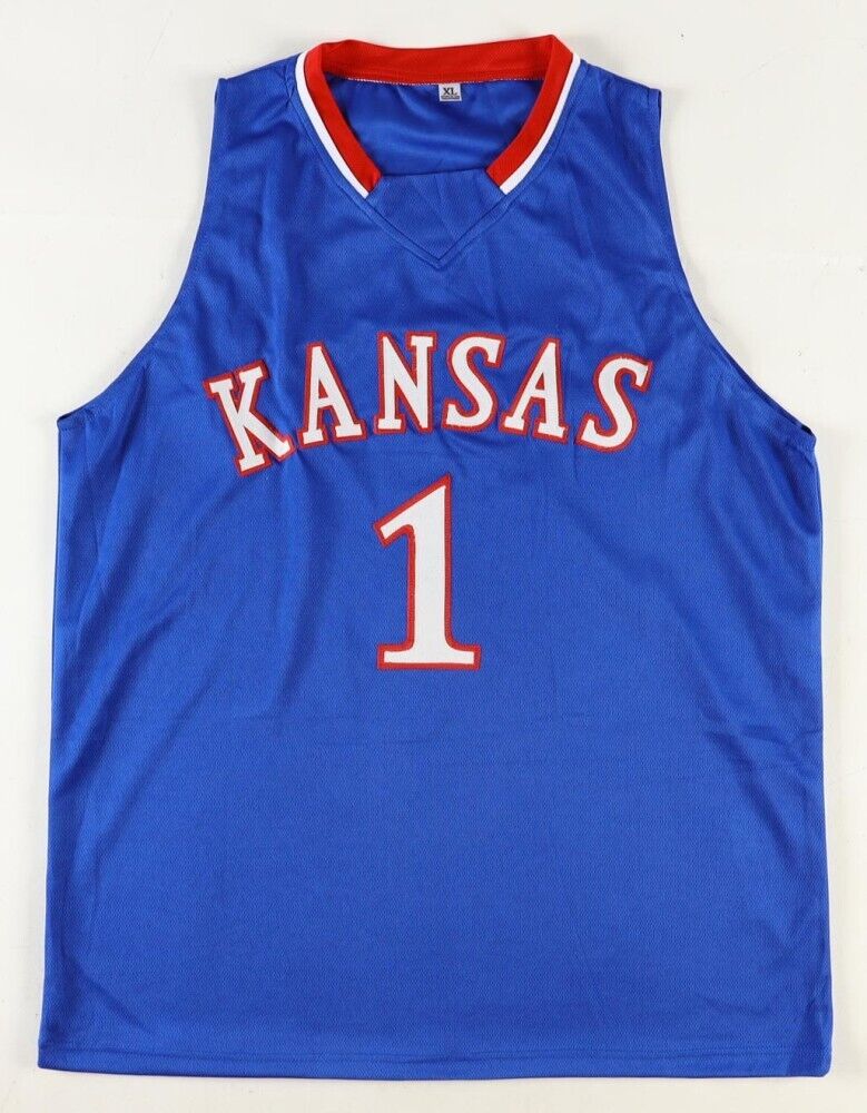 Hunter Dickinson Signed Kansas Jayhawks Jersey (Beckett)